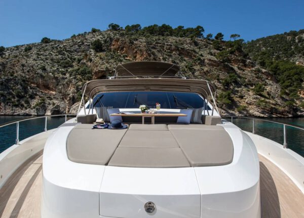 sunbeds luxury yacht pearl tomi western mediterranean