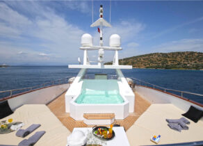 yacht-ottawa-sun-deck