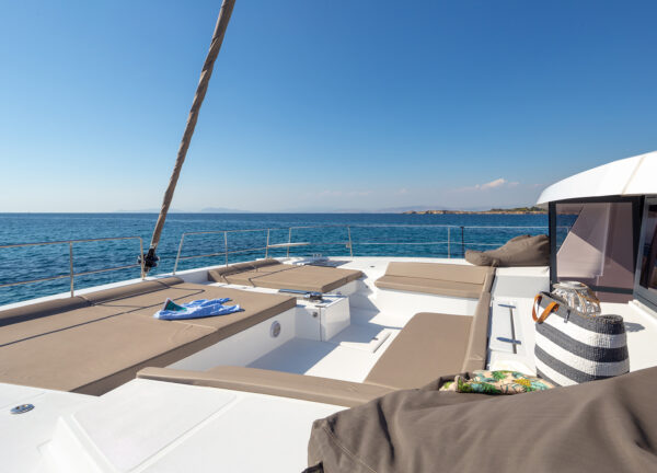 charter catamaran greece bali 54 license to chill bow