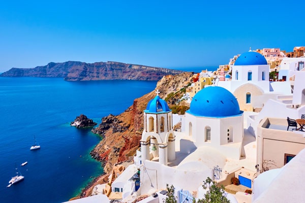 Luxury Yacht itinerary greece santorini