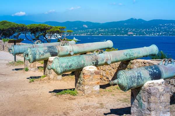 cote d azur st tropez harbour citadel