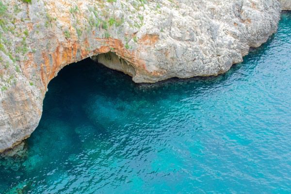 harbour italy capri grotta azzurra