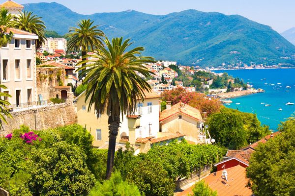 luxury yachting area montenegro