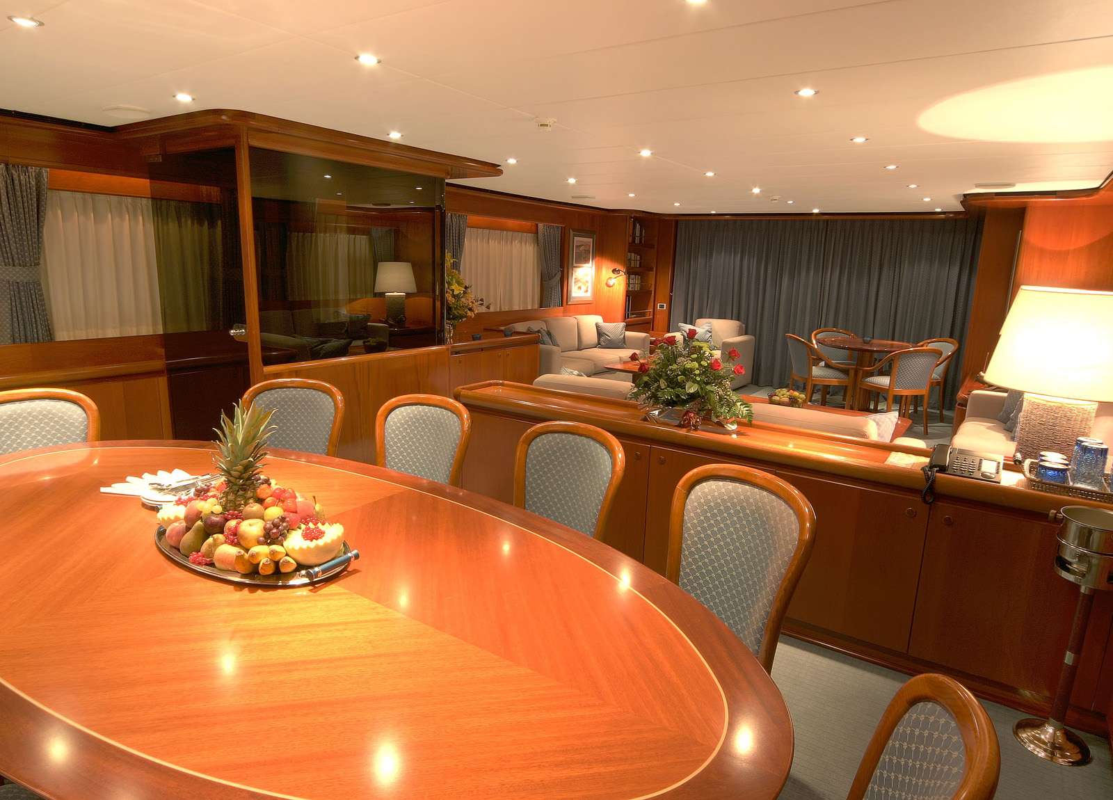 lounge luxury yacht heesen 35 balearics
