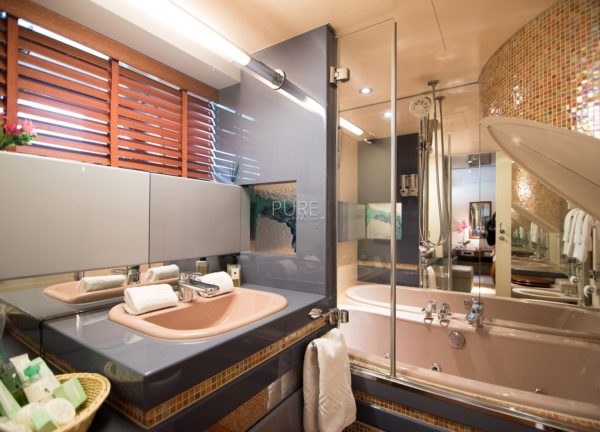 bathroom luxury yacht heesen 28m heartbeat of life