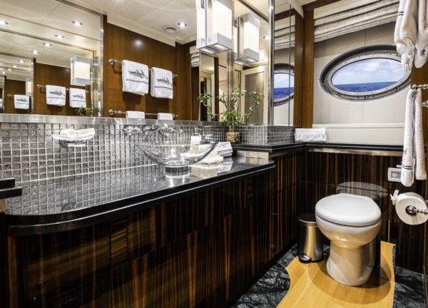 bathroom luxury yacht parker johnson 150