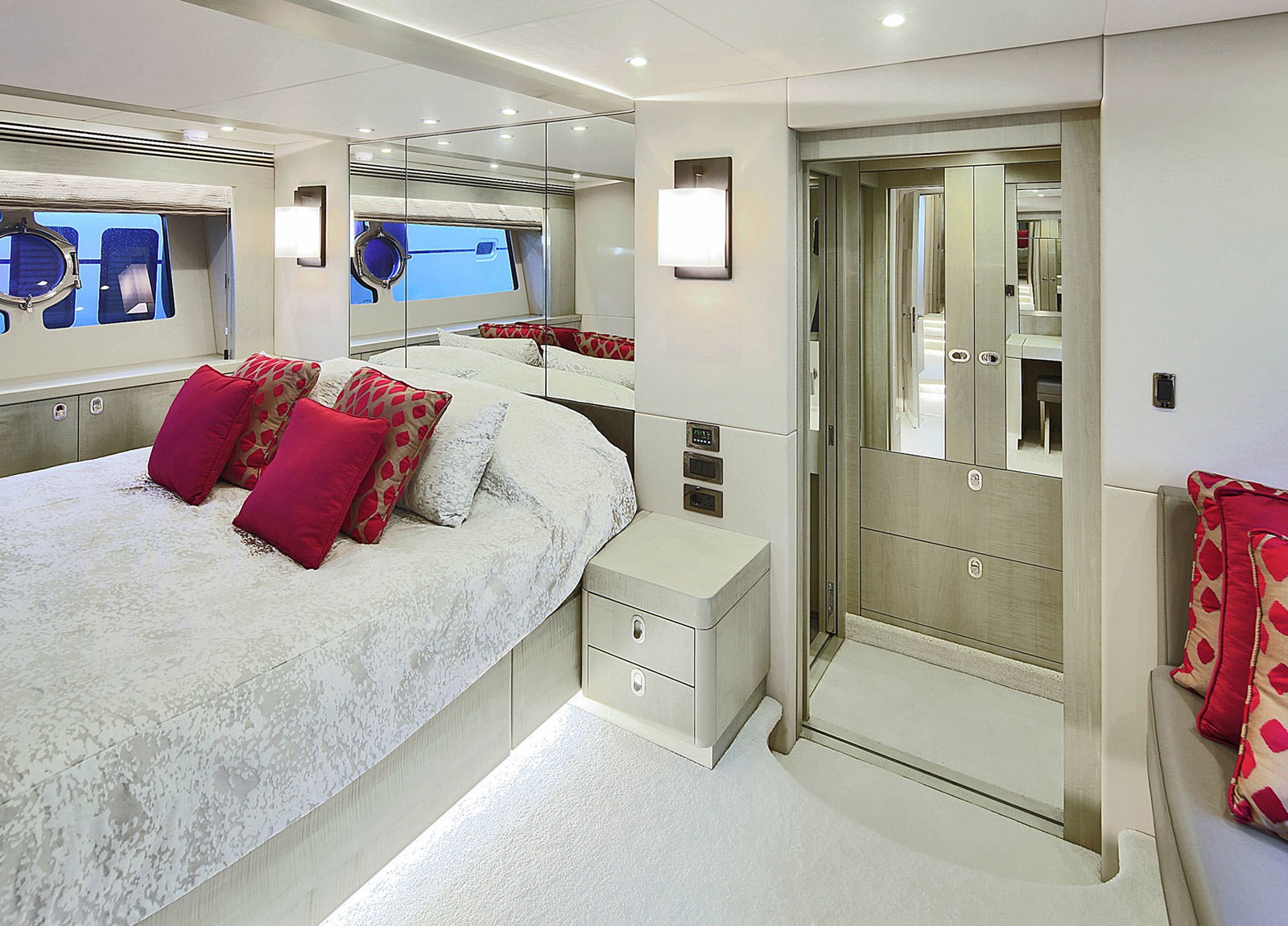 cabin luxury yacht sunseeker 75 balearics charter