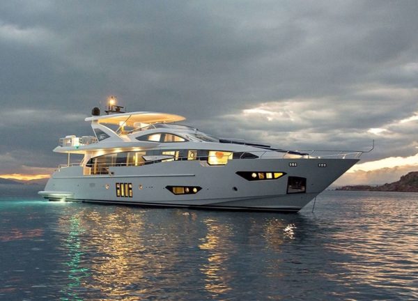 Luxury Yacht azimut 95 memories too greece Charter