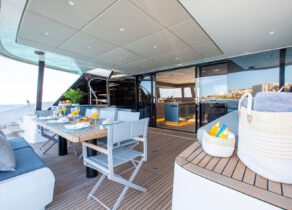 catamaran-sunreef-60-sunbreeze-balearic-islands-upperdeck