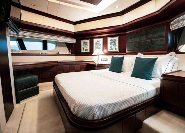 vip cabin luxury yacht azimut 29m koukles greece