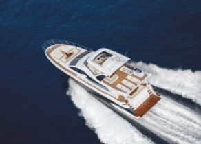 charter-yacht-croatia-azimut-72-mineira-cruising