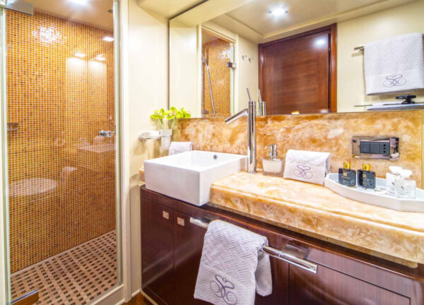 charter yacht croatia ferretti seventsense bathroom