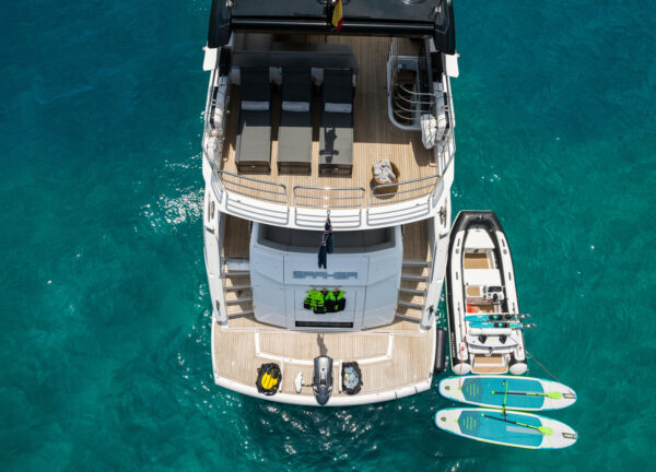 Sunseeker 76 saahsa bathing platform