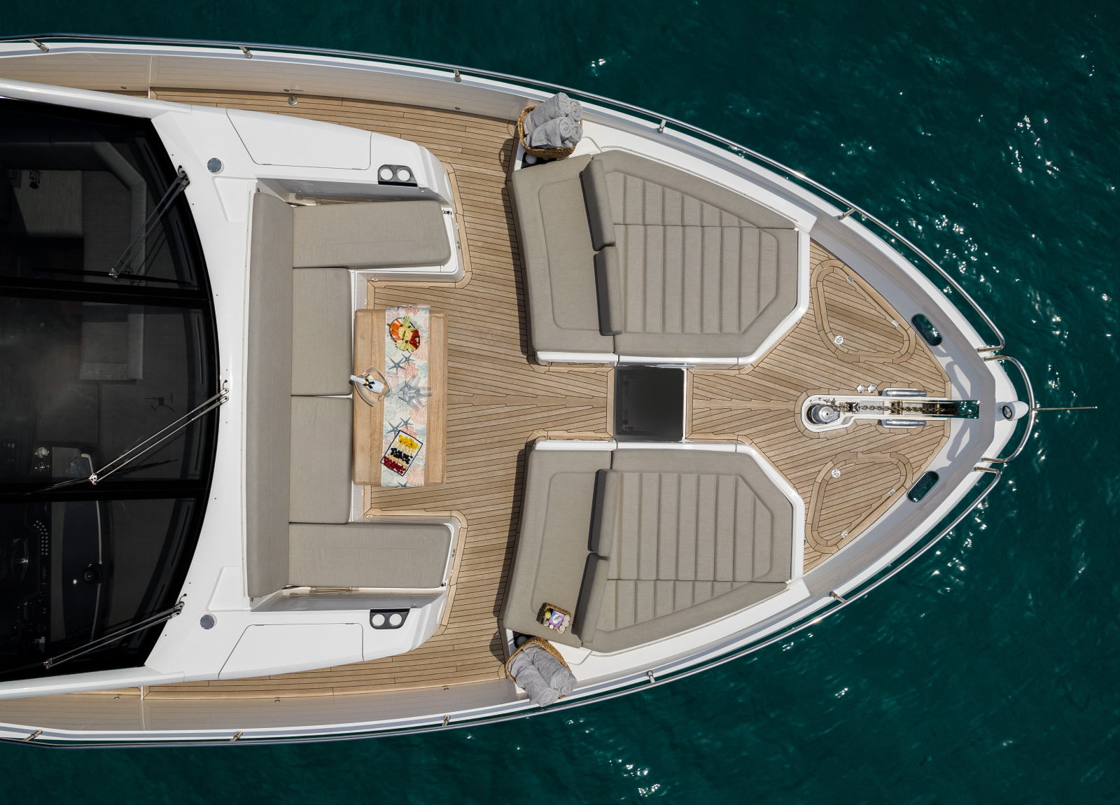 Sunseeker 76 saahsa bow