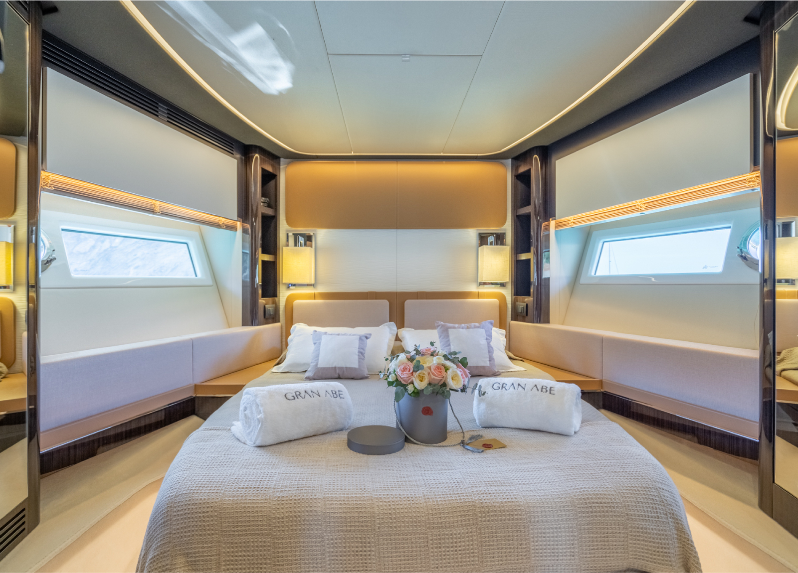 azimut 77S gran abe II cabin