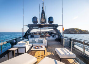 riva-110-figurati-flybridge