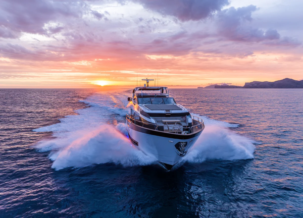 sunseeker 92 blue infinity one cruising