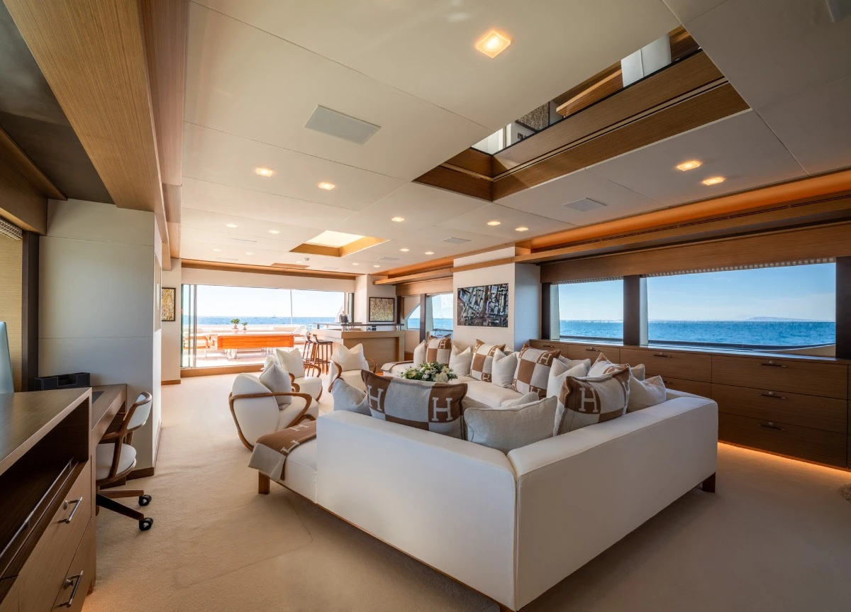 tamsen yachts quantum h salon