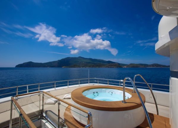 whirlpool luxusyacht charter aslec 4 westliches mitelmeer