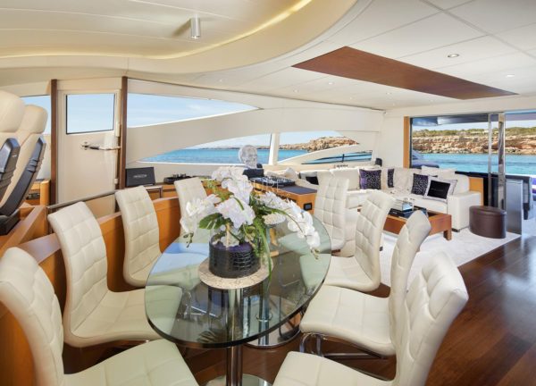 essbereich tisch luxusyacht pershing 90 shalimar ii balearic islands