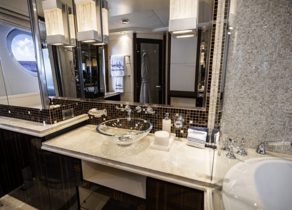 badezimmer luxusyacht andiamo