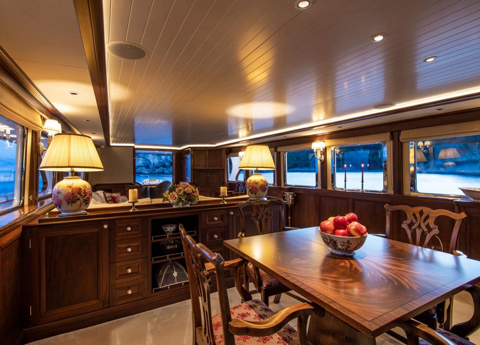 benetti odyssey III interior