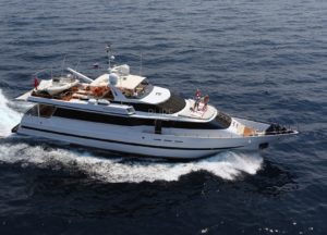 luxusyacht heesen 28m heartbeat of life charter