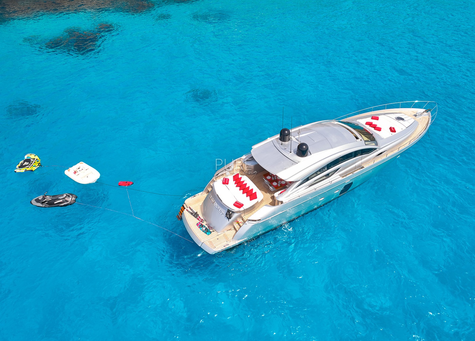 luxusyacht pershing 72 legendary balearic islands charter