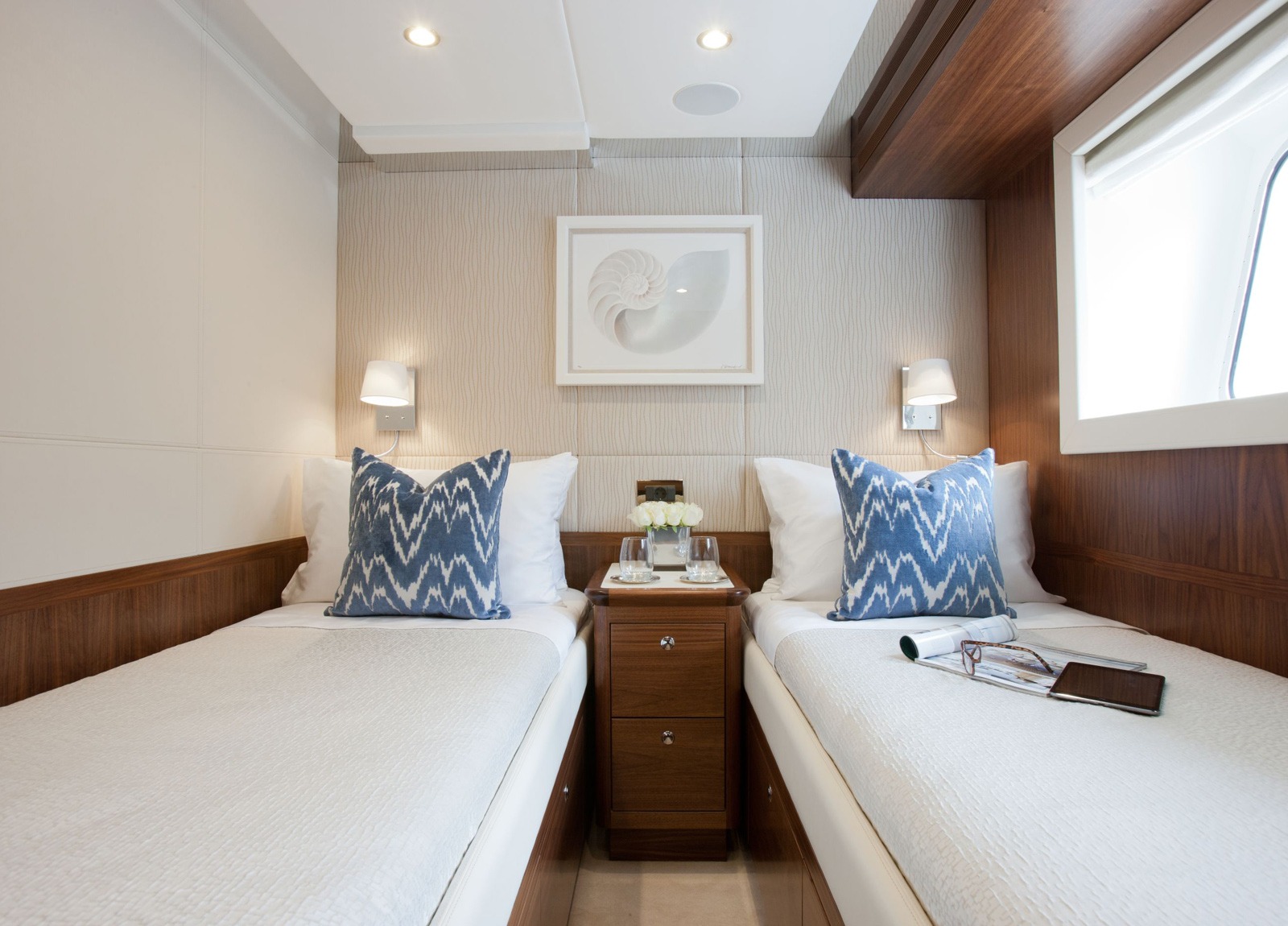 twin bed cabin luxusyacht mulder 286m firefly