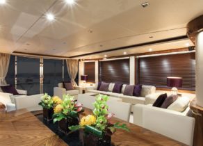 lounge luxusyacht sunseeker 28m suedfrankreich