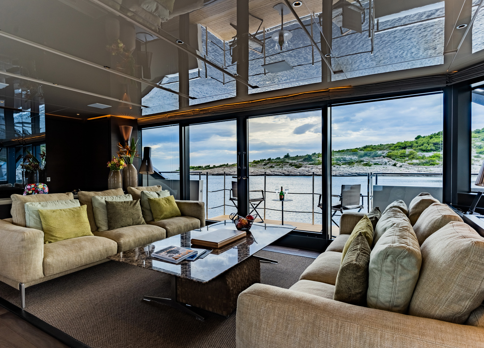 lounge luxusyacht sanlorenzo sl102 asymmetric noor ii kroatien charter