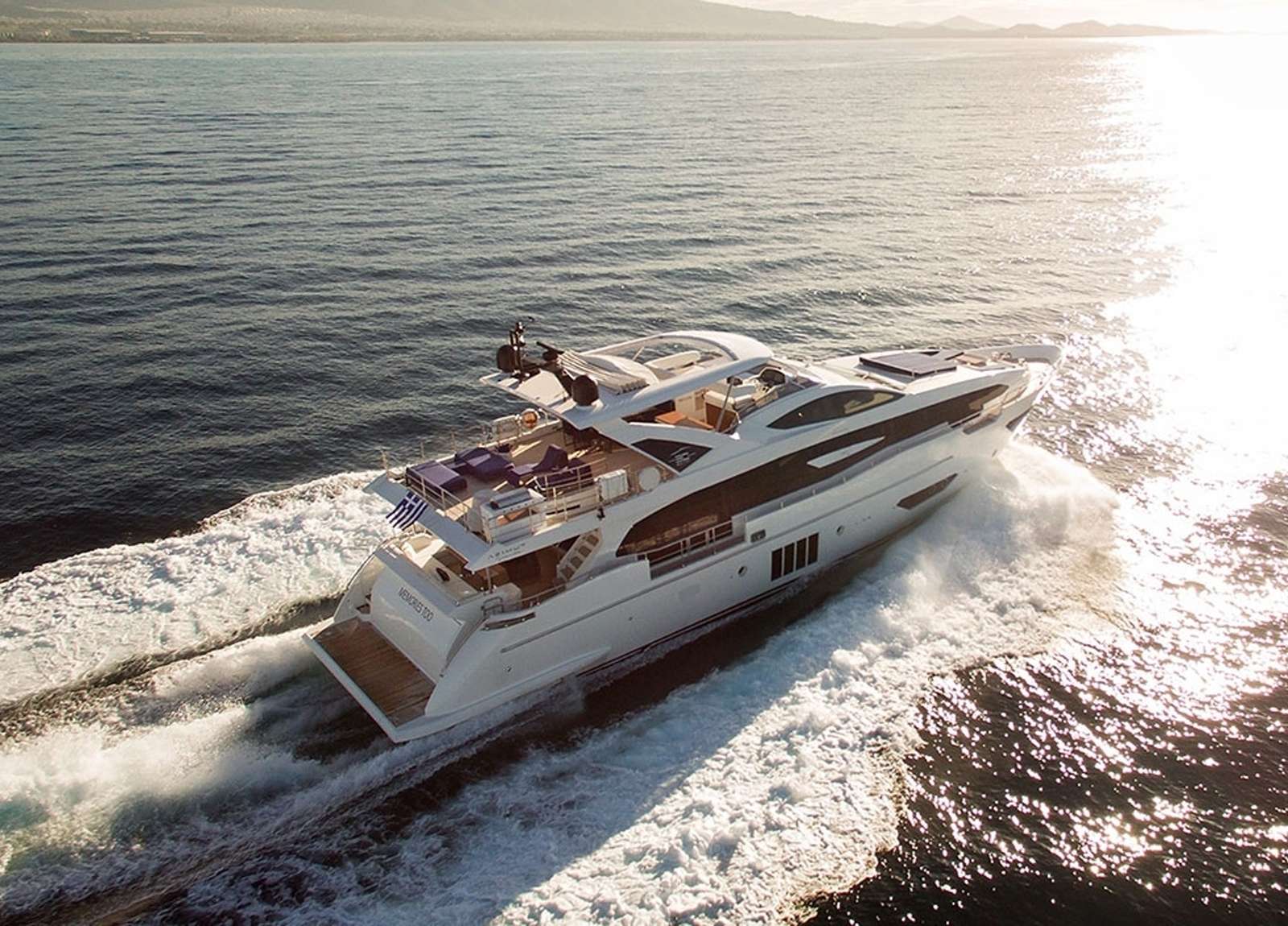 Luxury Yacht azimut 95 memories too