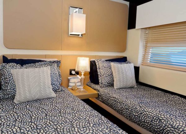 twin Cabin Luxury Yacht azimut 77 makani