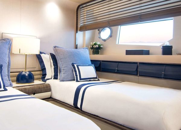 two bed Cabin Luxury Yacht azimut 95 memories too