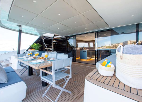 catamaran sunreef 60 sunbreeze balearic islands oberdeck