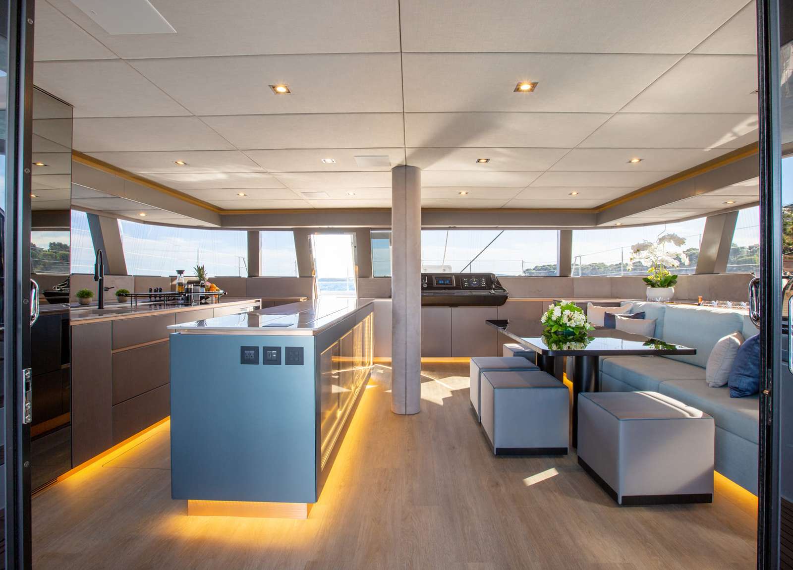 lounge luxury catamaran sunreef 60 sunbreeze balearic islands
