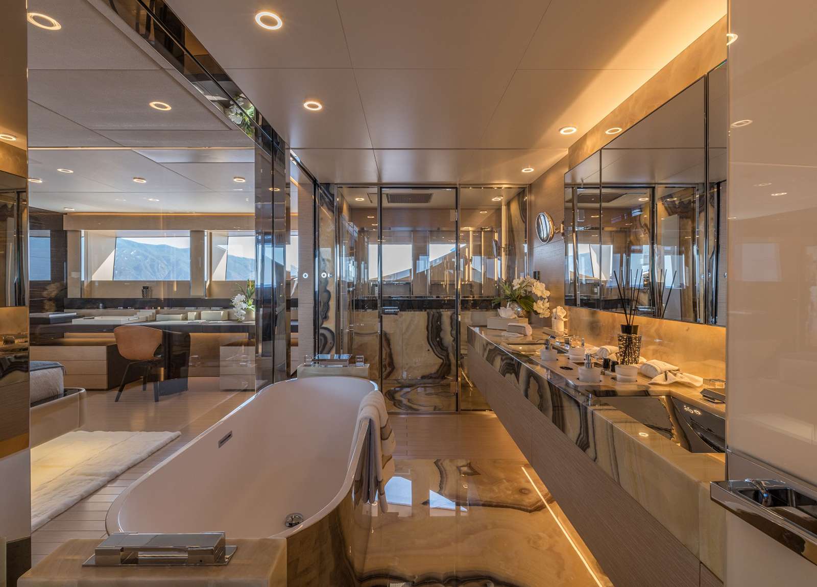 badezimmer luxusyacht rossinavi 50m lel