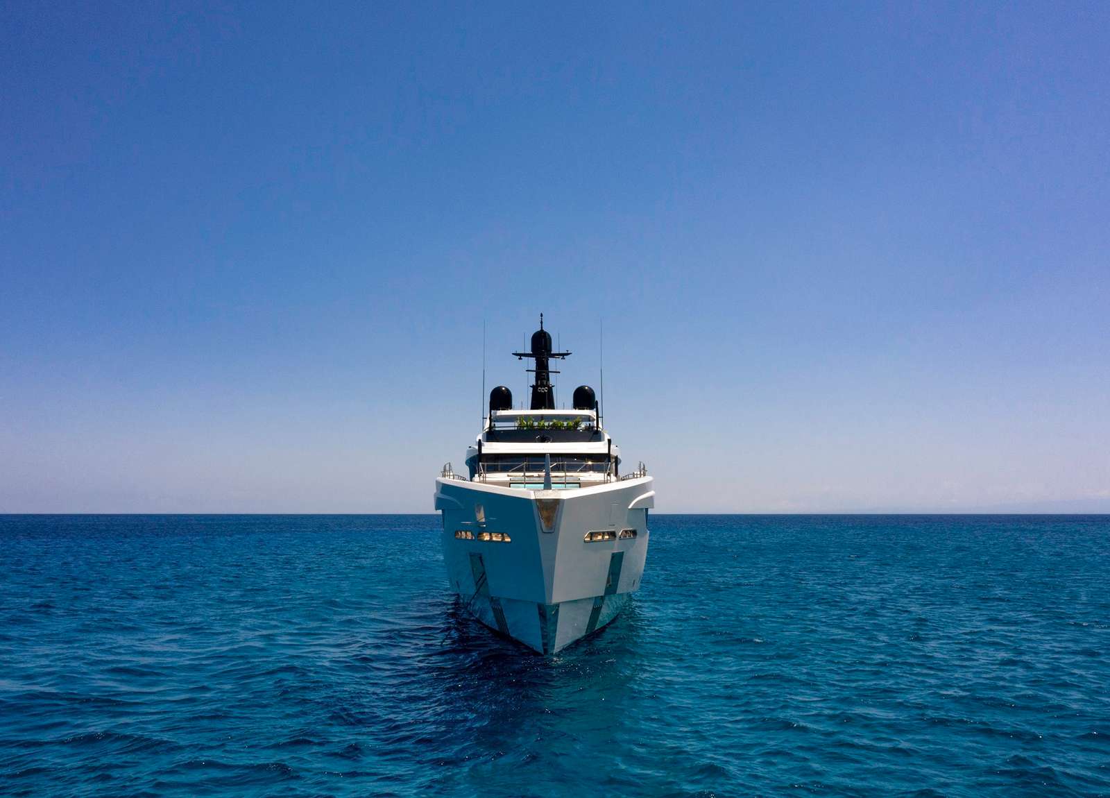 luxusyacht rossinavi 50m