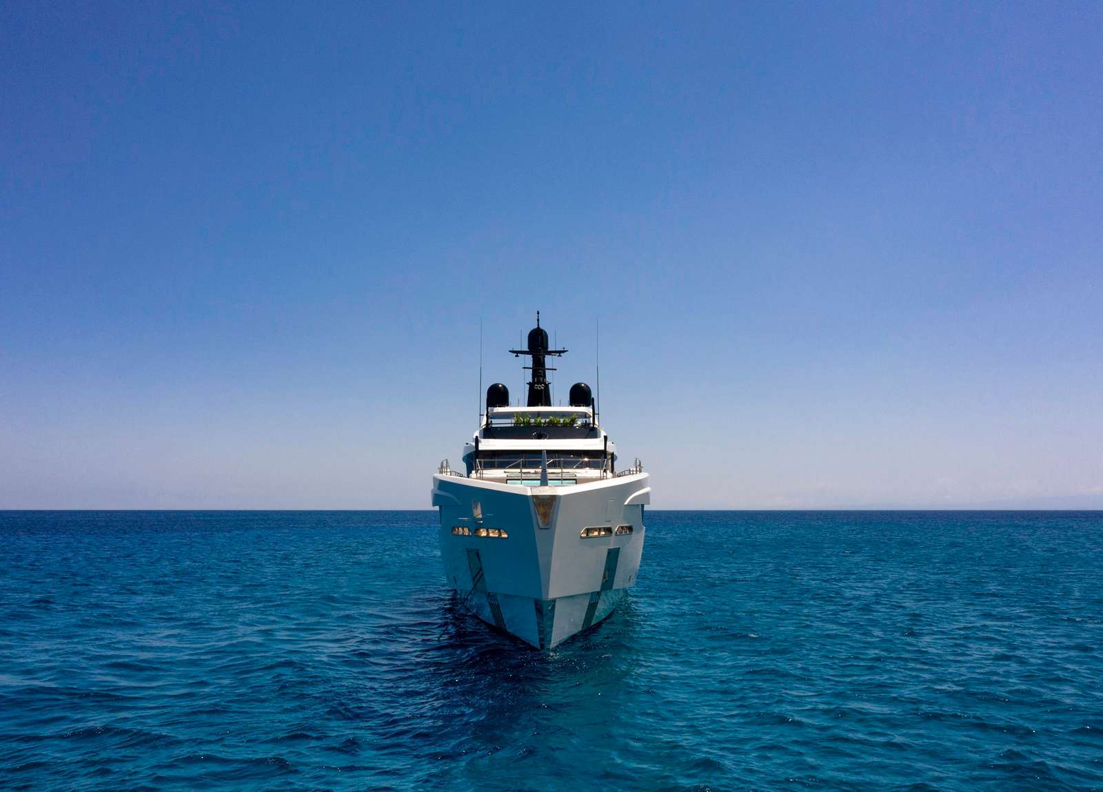 luxusyacht rossinavi 50m