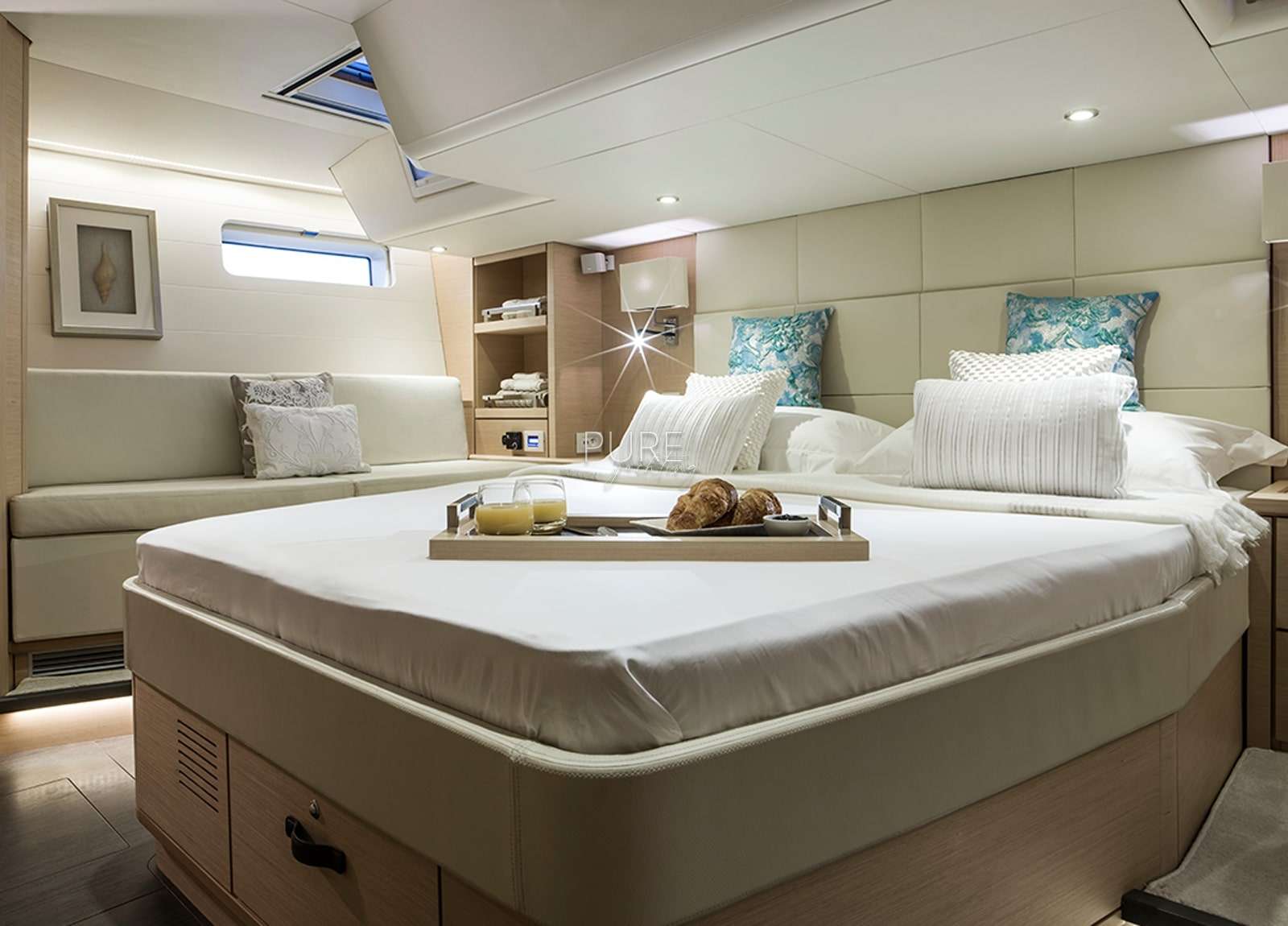 vip kabine luxusyacht jeanneau 64 thea of southampton