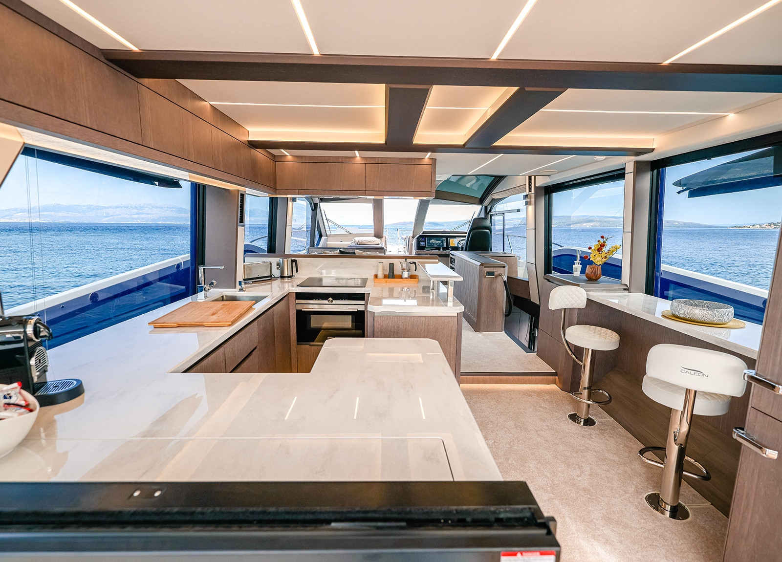 kitchen luxus yacht galeon 640 fly 2