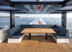 oberdeck luxury catamaran sunreef supreme 68 midori