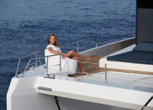 luxury catamaran sunreef supreme 68 midori