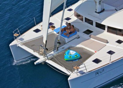 bug luxury catamaran lagoon 620 nova griechenland