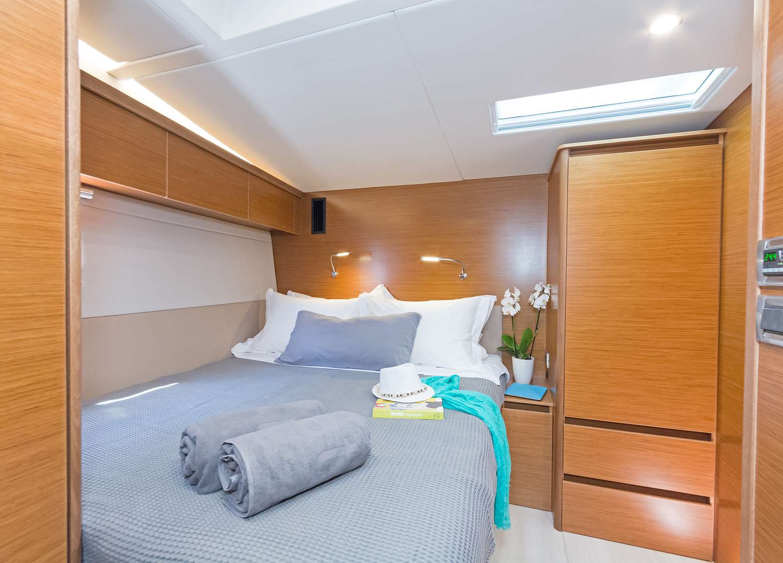 cabin luxusyacht hanse 675 nadamas griechenland