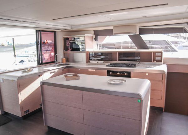 kitchen luxury catamaran fountaine pajot samana 59 alma griechenland