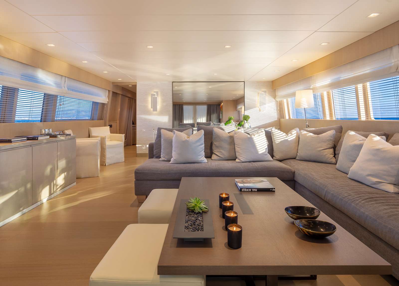 lounge luxusyacht admiral 101 griechenland