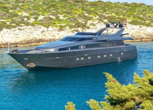 luxusyacht admiral 101 summer fun