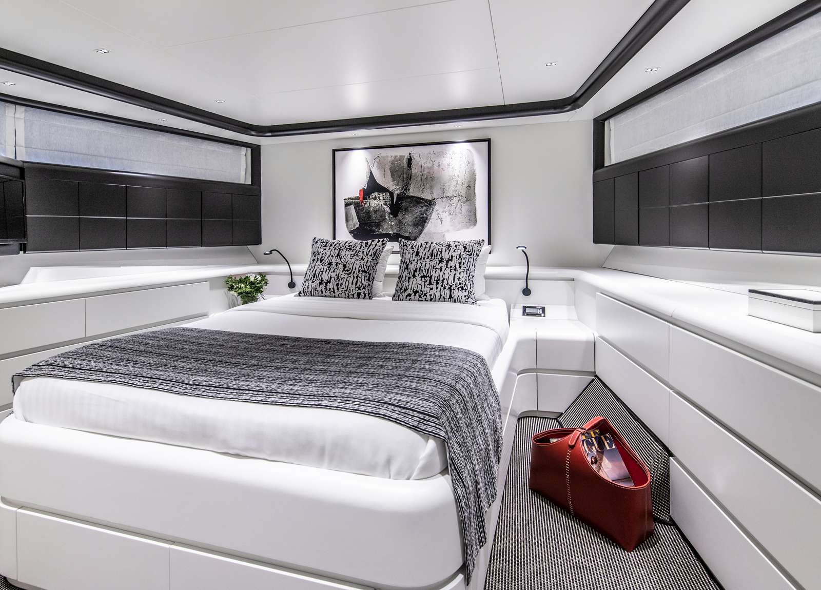 luxusyacht bugari 112 project steel vip kabine