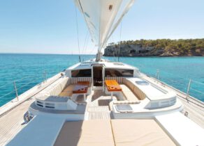oberdeck luxury sailing yacht trident 317m elton caribbean